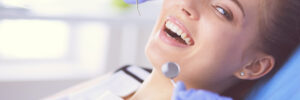 Woodland Hills, CA dentist offers root canal